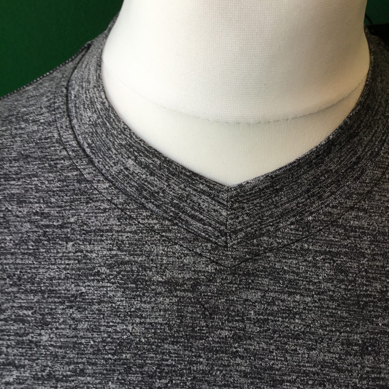 Mens Dunning Taagan Long Sleeved V-Neck Black Heather Fleece - Small 40-42" - Image 2