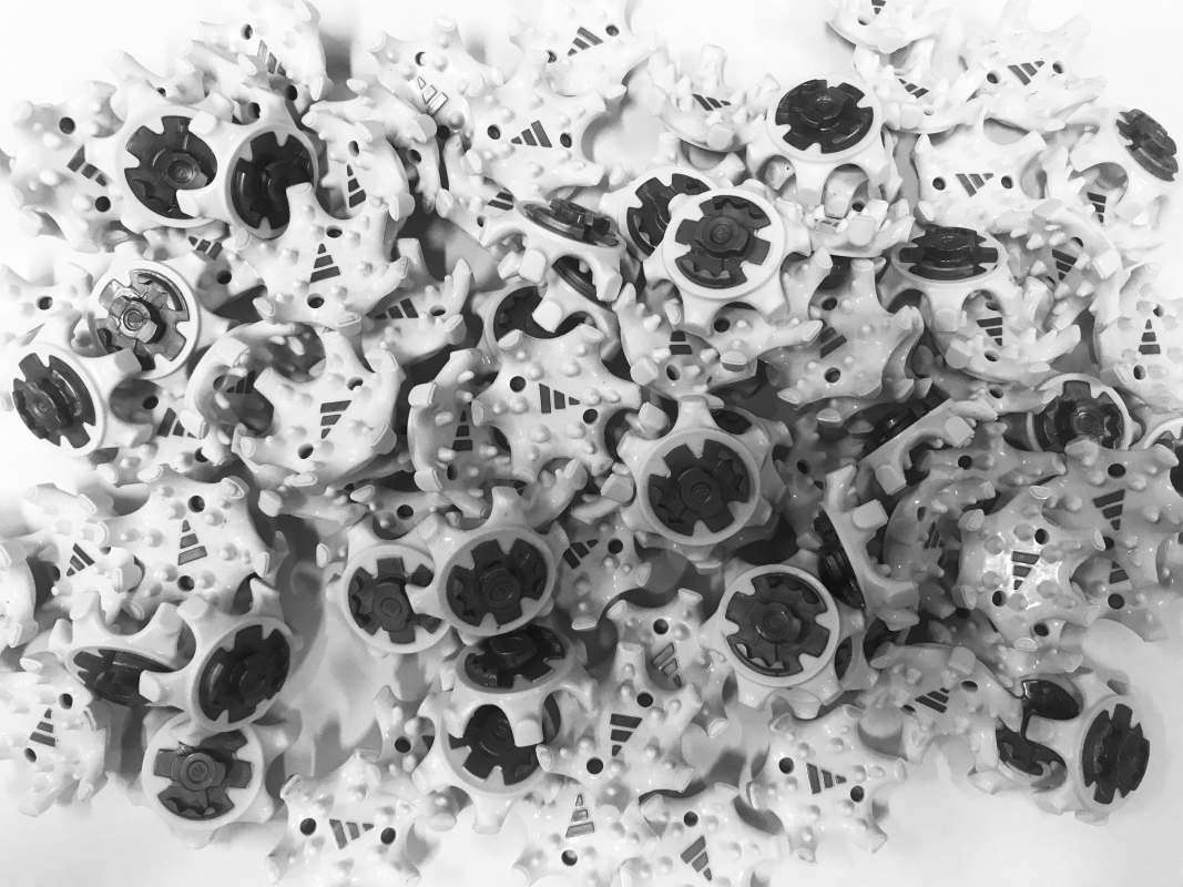 16 x White/Silver Adidas Thintech Soft Spikes for Golf Shoes - Fast Twist