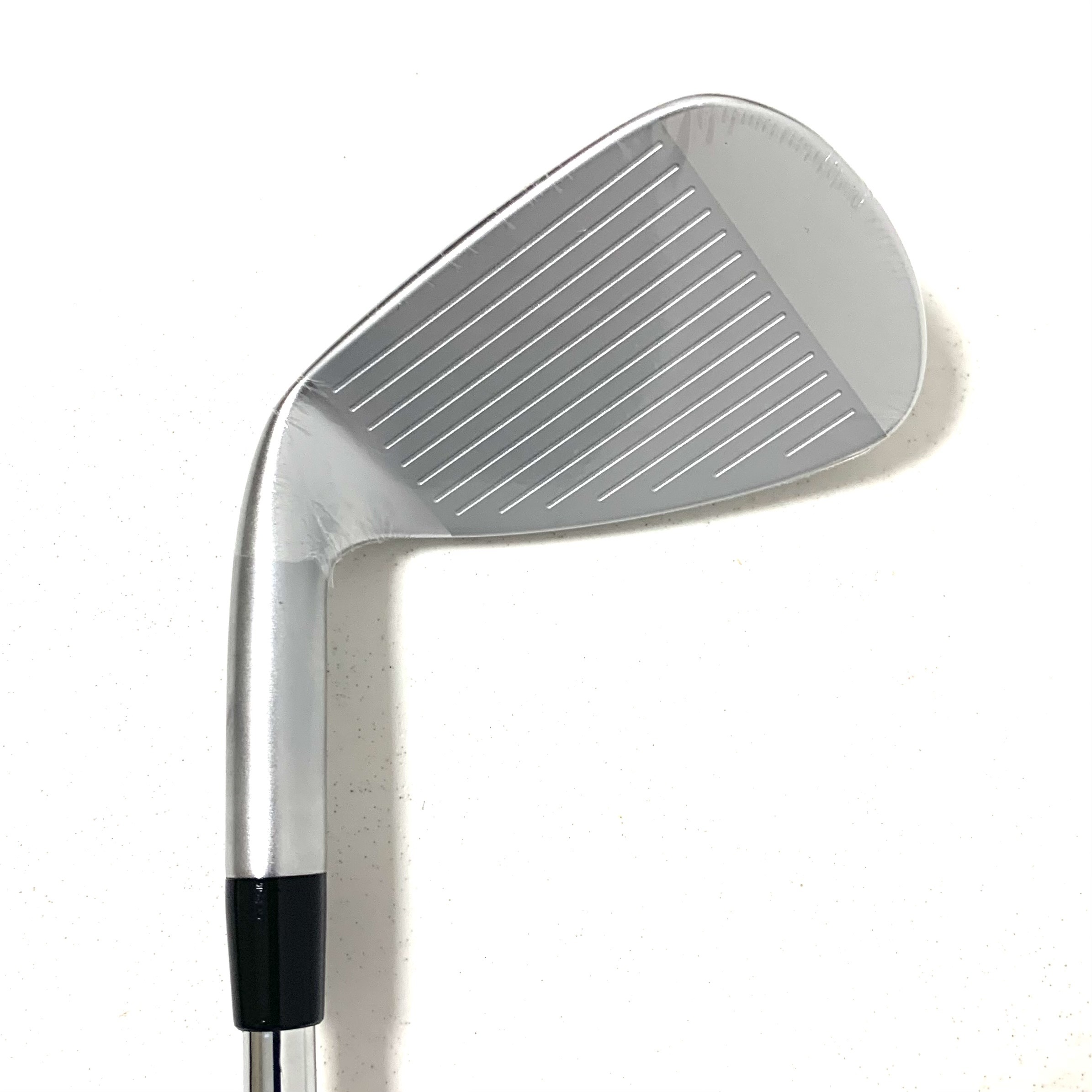 Mizuno JPX 923 Hot Metal HL P/W - Dynamic Gold Tour Issue S400 Stiff Flex Shaft - Image 3