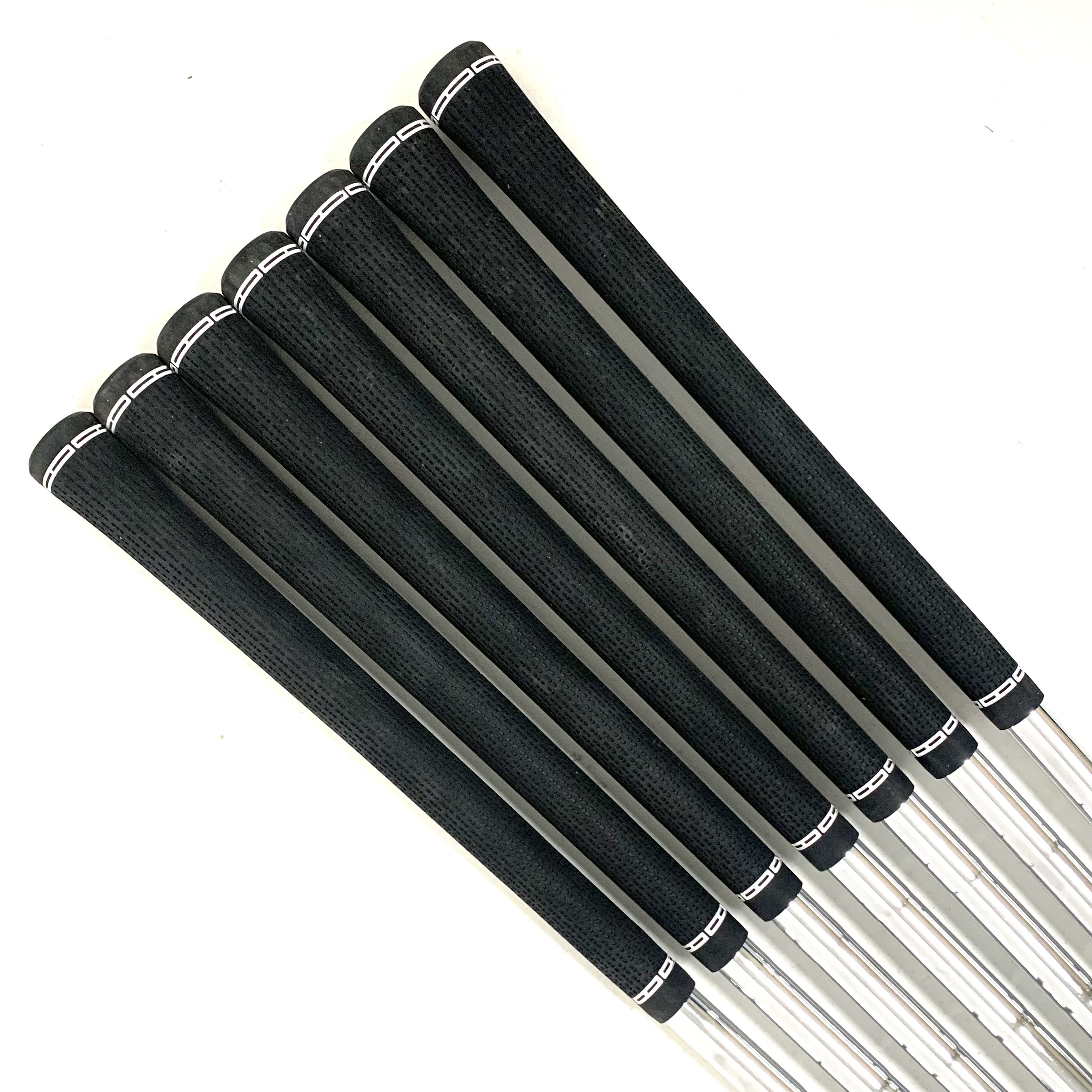 True Temper AMT Red R300 Regular Flex Shaft Set 4-PW (7 Shafts) - Image 4