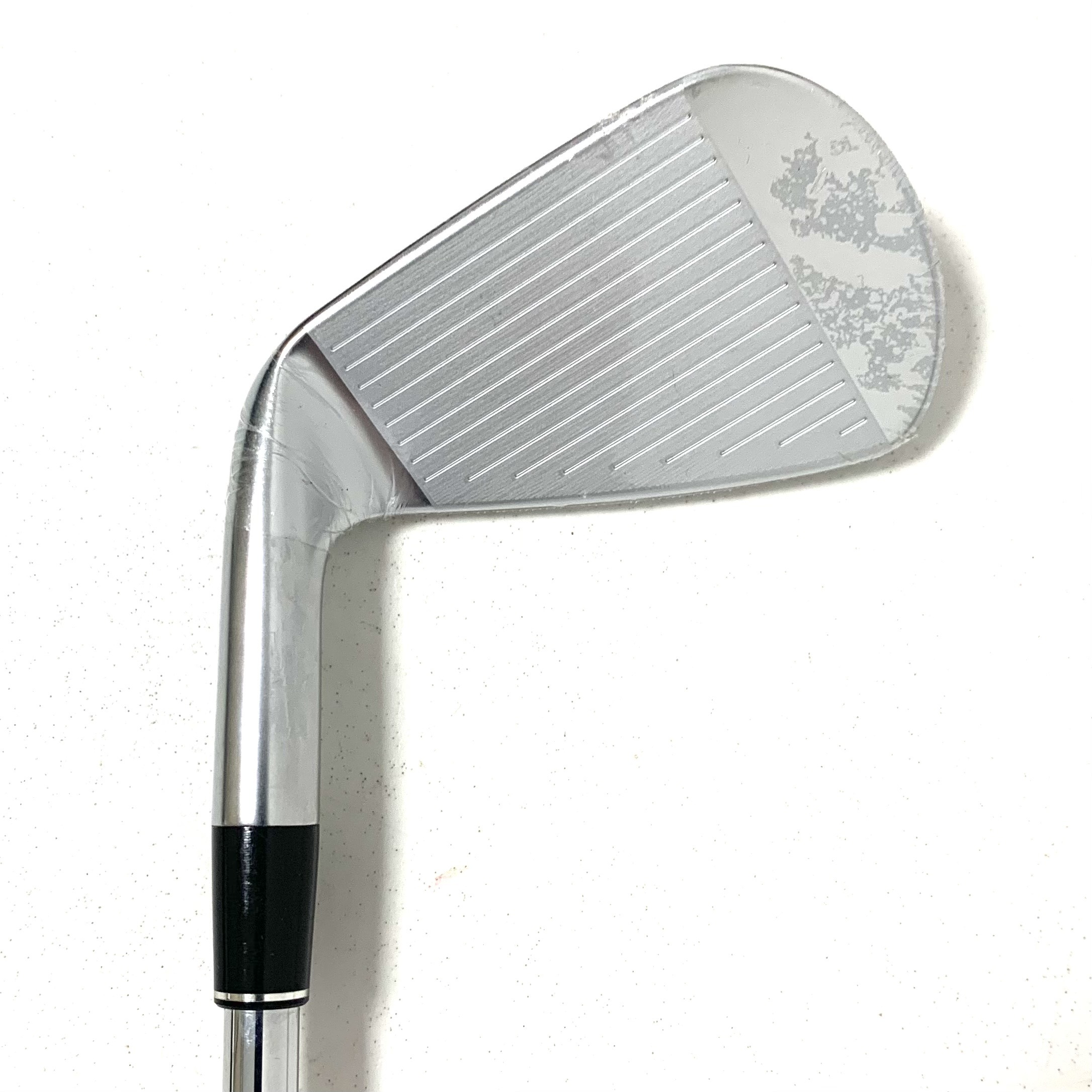 Srixon ZXi5 #8 Iron- Dynamic Gold Mid 100 R300 Regular Flex Iron Shaft - Image 5