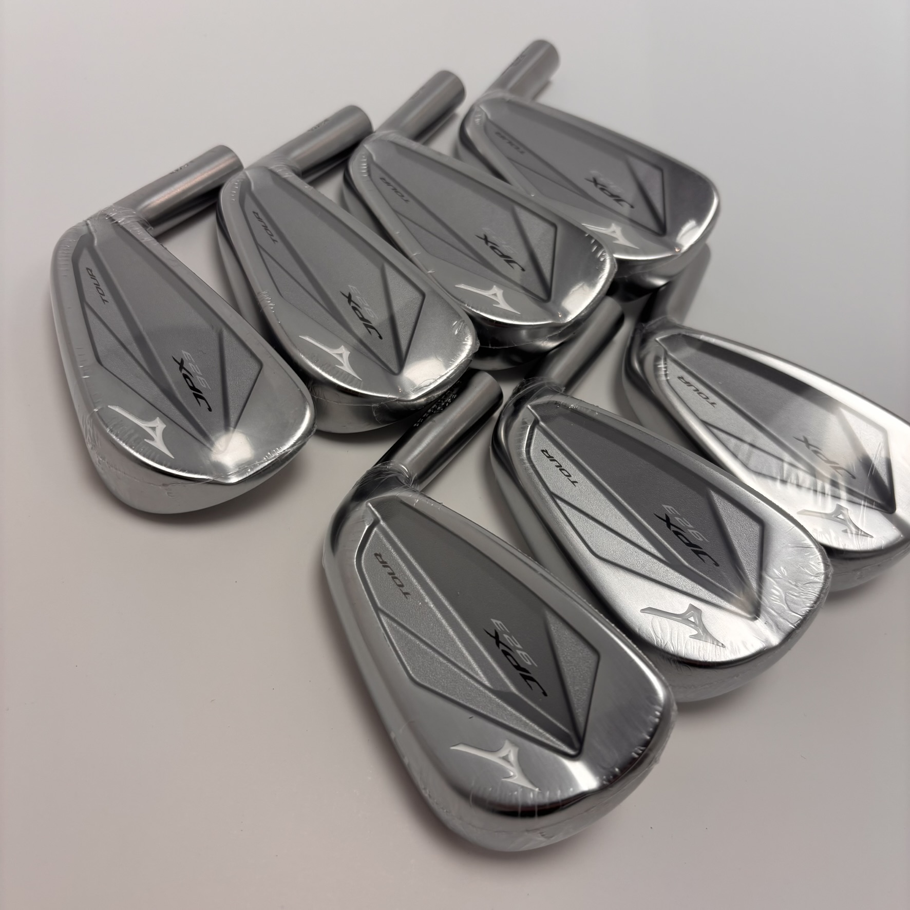 Mizuno JPX 923 Tour Iron Set 4-PW (7 Clubs) - Choose Shaft and Flex - Image 3