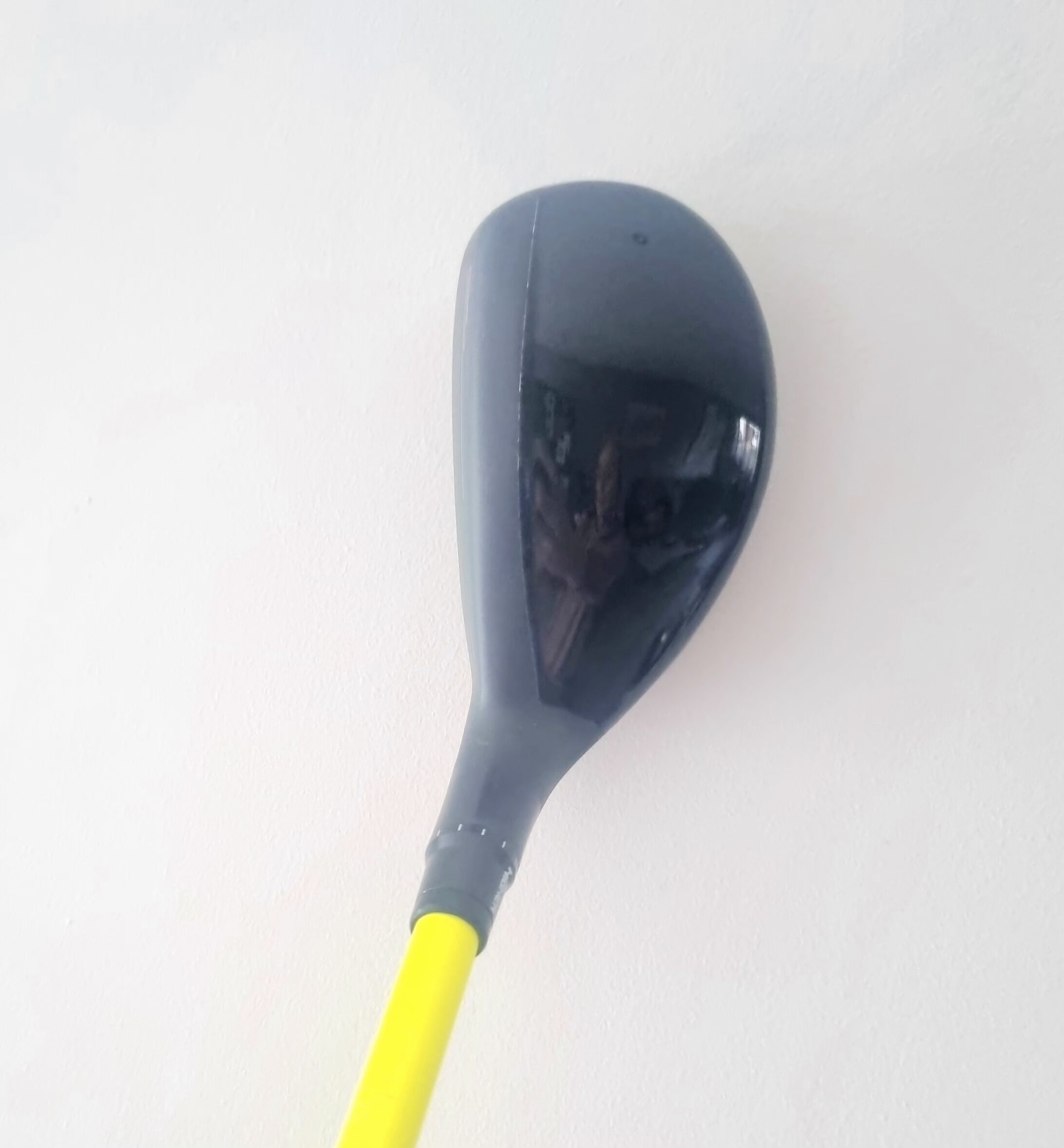 TaylorMade Qi10 Tour 22° #4 Hybrid - UST Mamiya Proforce V2 85F3 Regular Flex Shaft - Image 2