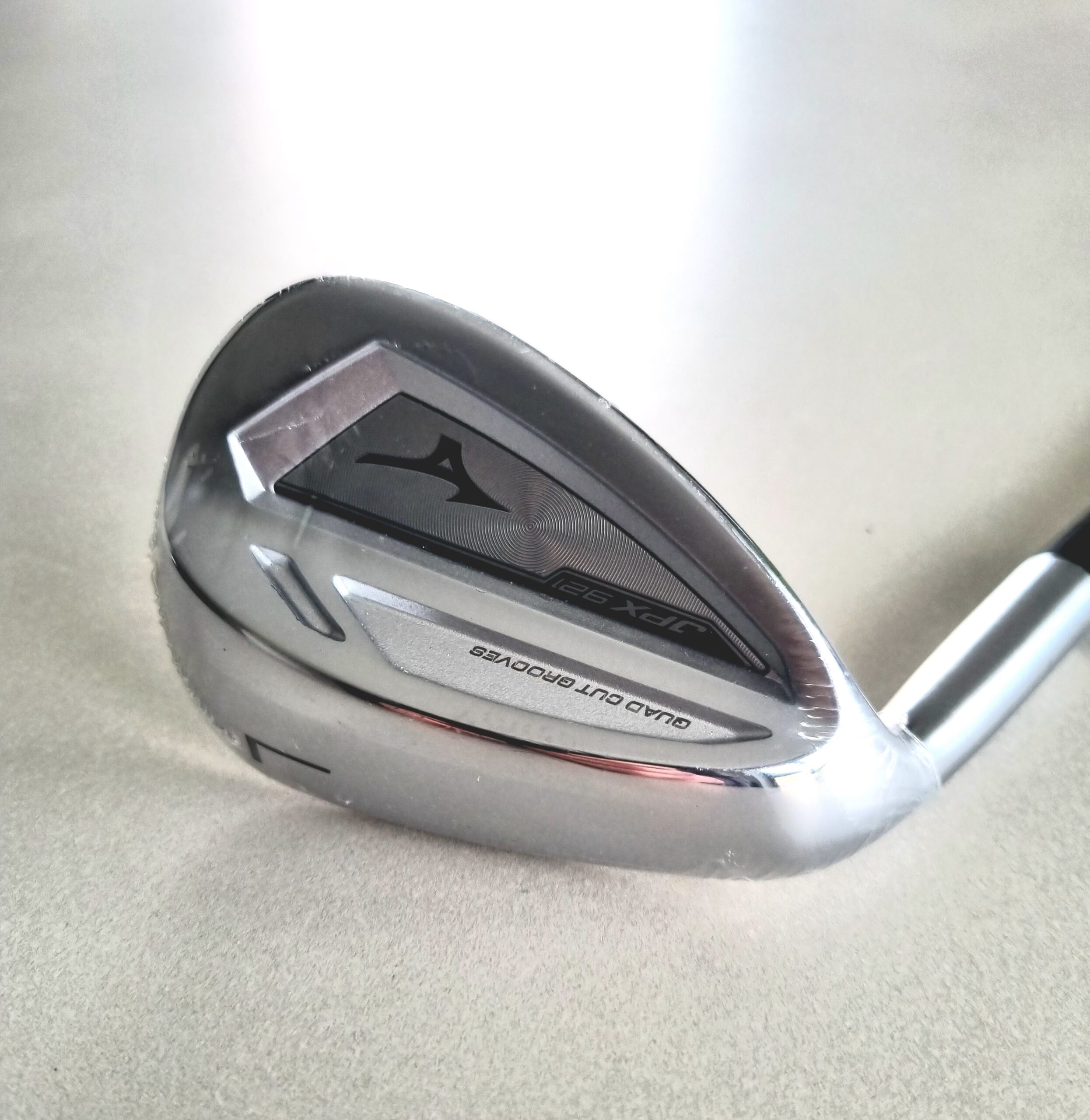 Mizuno JPX 921 58° Lob Wedge - Dynamic Gold R300 Regular Flex Golf Shaft - Left Handed - Image 4