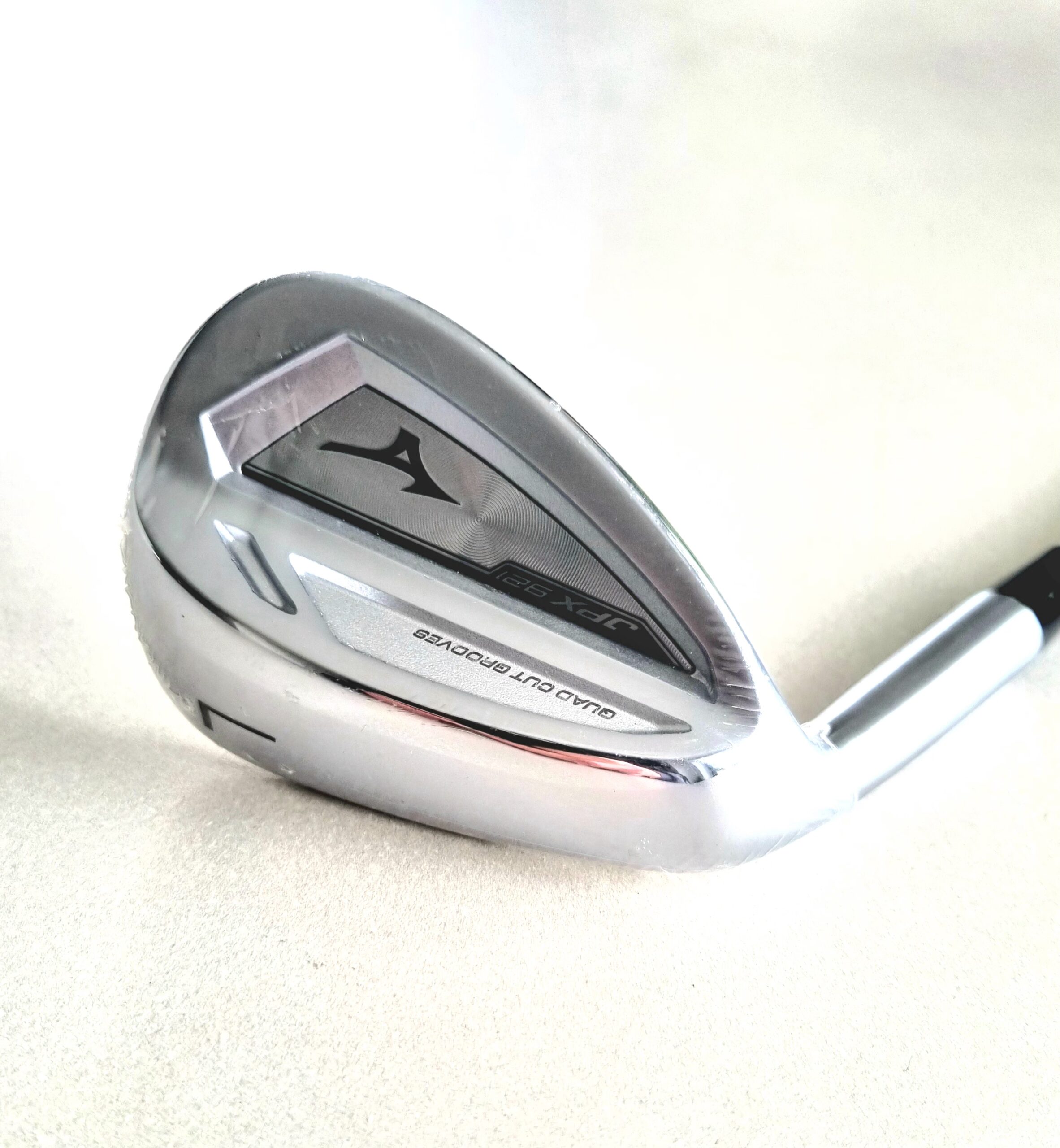 Mizuno JPX 921 58° Lob Wedge - Dynamic Gold R300 Regular Flex Golf Shaft - Left Handed