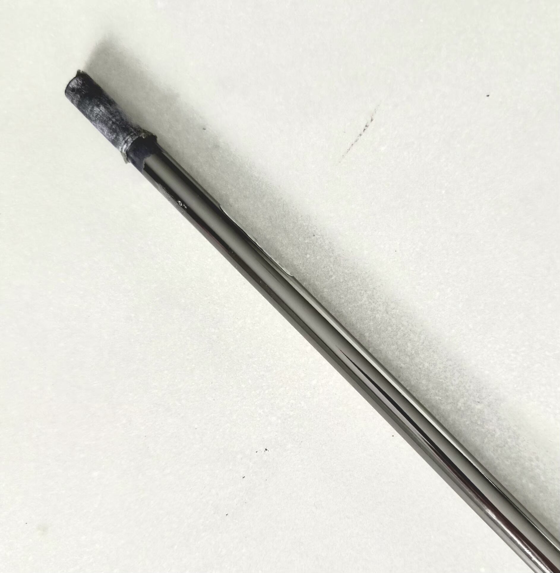 UST Mamiya Recoil 95 X-Stiff Flex Graphite #2 Iron Golf Shaft - Pulled - Image 3