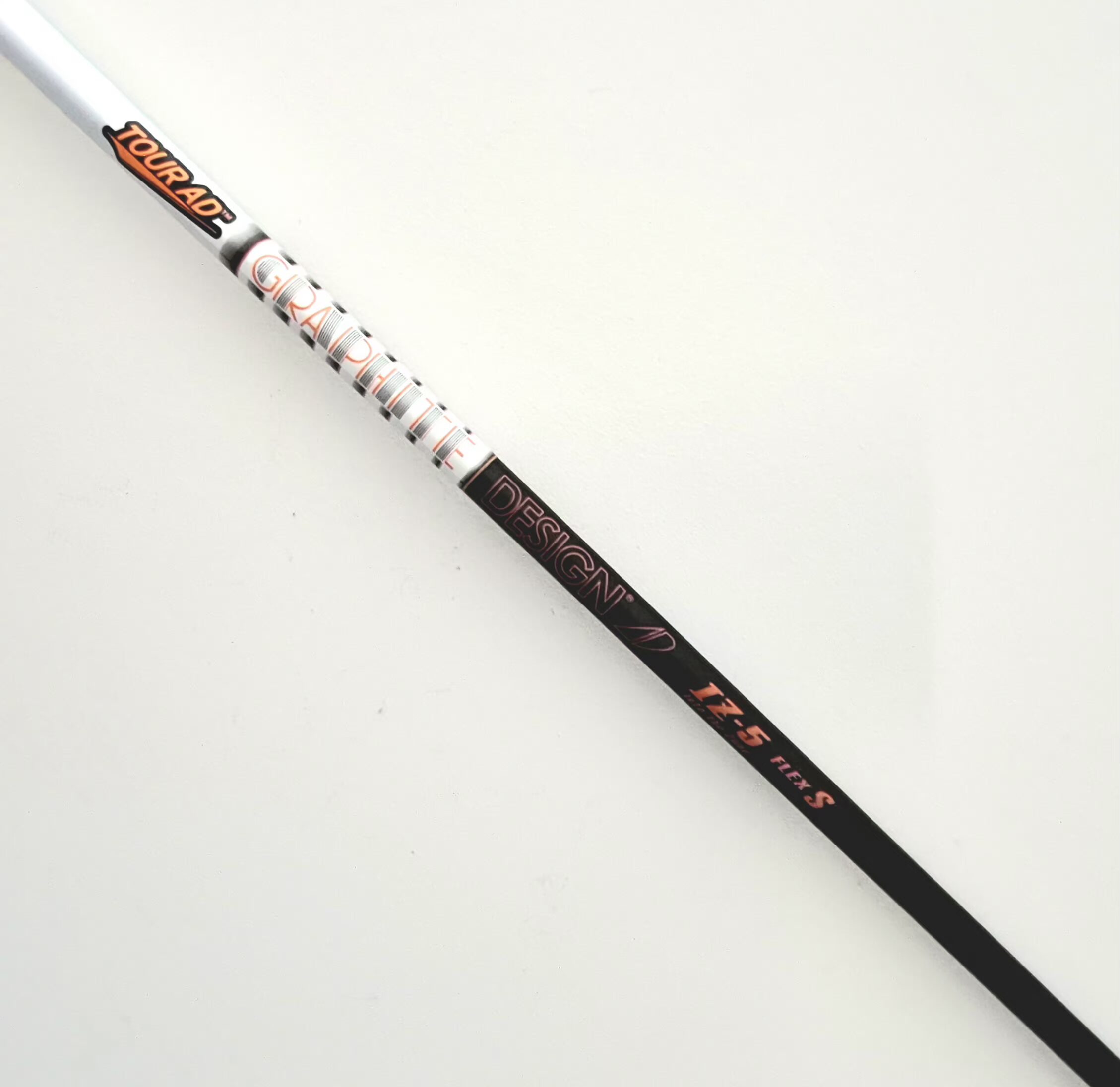 Graphite Design Tour AD IZ-5 Stiff Flex Driver Golf Shaft - Callaway Adapter