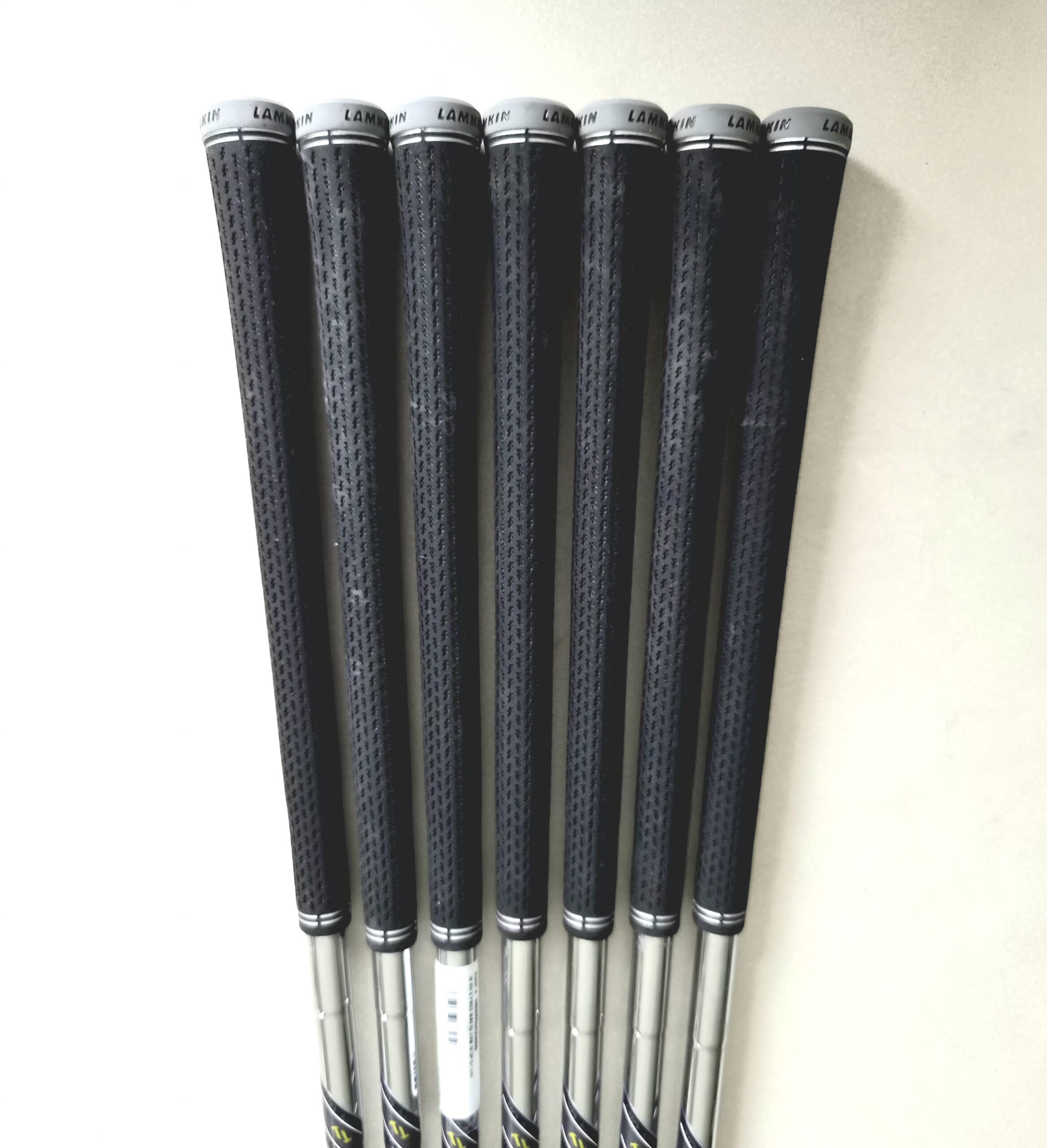 True Temper Dynamic Gold S300 Mid 100 Stiff Flex Golf Iron Shaft Set #4-P/W (7 shafts) - Pulled - Image 4